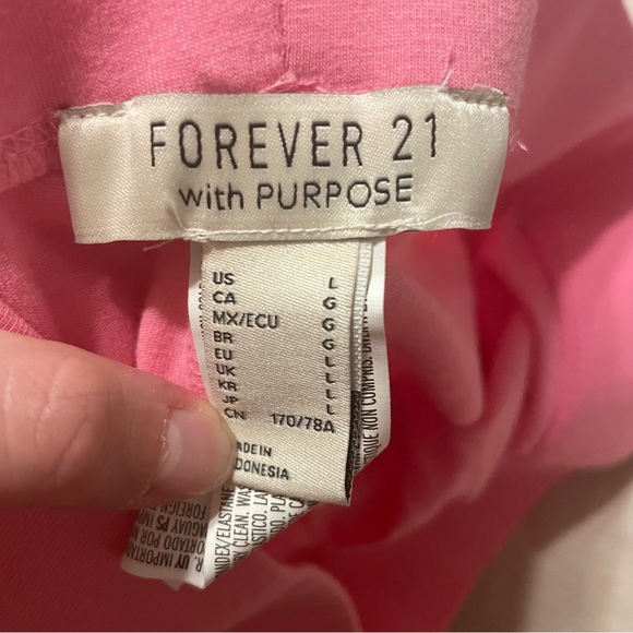 Forever 21 Bike Shorts - Picture 3 of 4